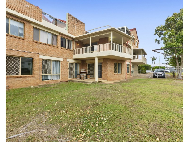 4/162 Prince Edward Parade, Scarborough QLD 4020