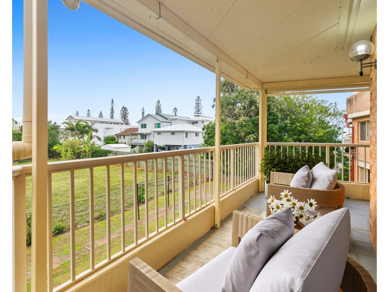 4/162 Prince Edward Parade, Scarborough QLD 4020