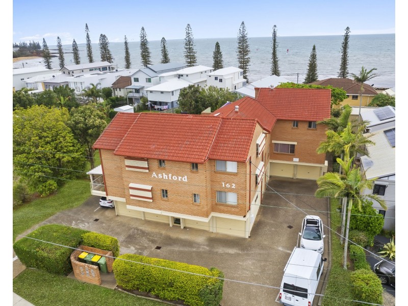 4/162 Prince Edward Parade, Scarborough QLD 4020
