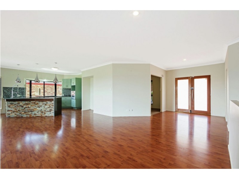10 Edgewater Court, Murrumba Downs QLD 4503