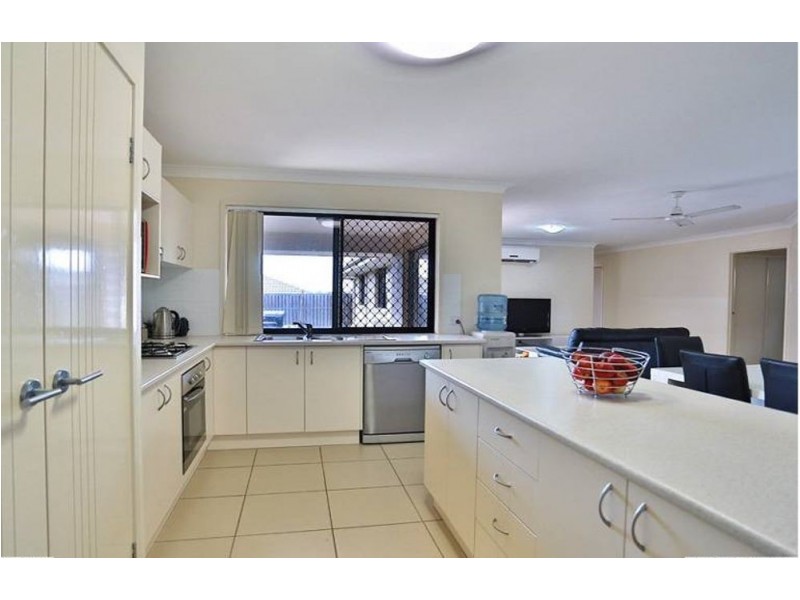 23 Toby Close, Kallangur QLD 4503