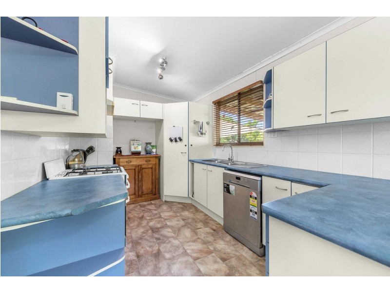 16 Alpha Street, Kallangur QLD 4503