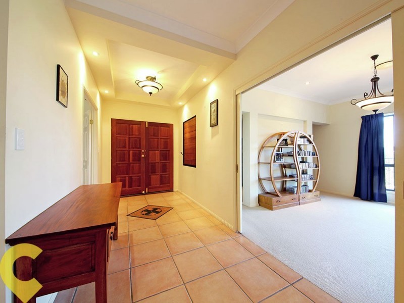 5 Wallers Court, Petrie QLD 4502