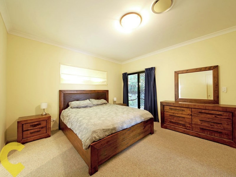 5 Wallers Court, Petrie QLD 4502