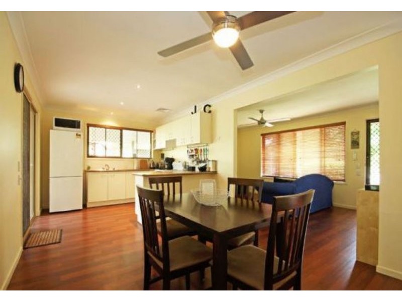 10 Poplar Place, Kallangur QLD 4503