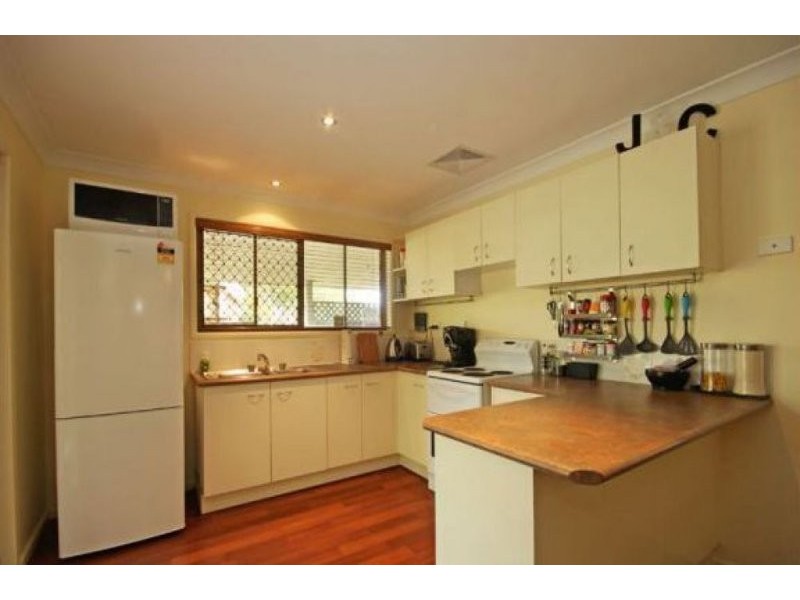 10 Poplar Place, Kallangur QLD 4503