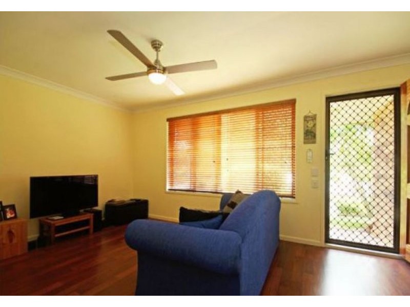10 Poplar Place, Kallangur QLD 4503