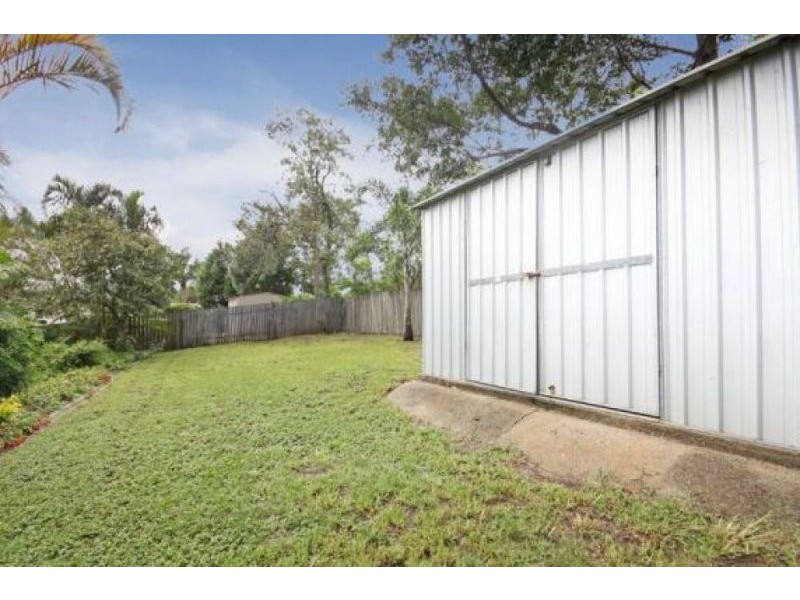 10 Poplar Place, Kallangur QLD 4503