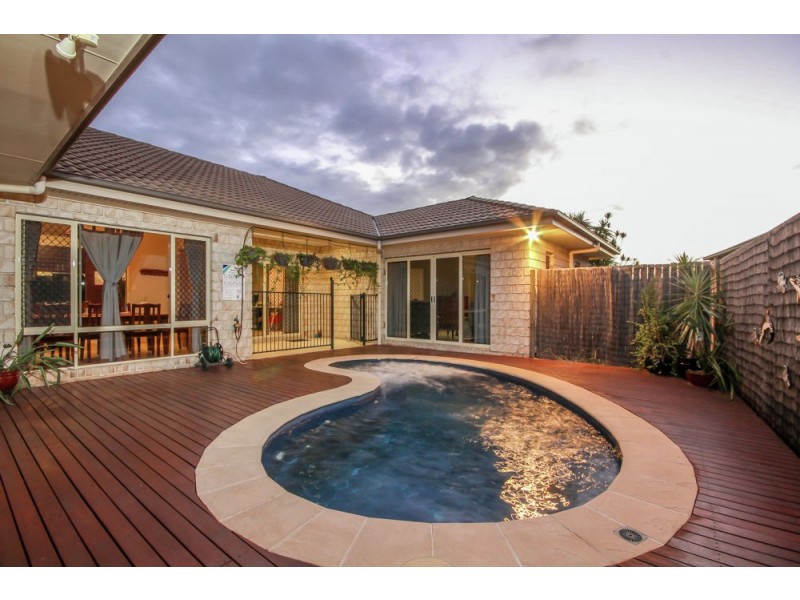 4 Brookfield Street, North Lakes QLD 4509