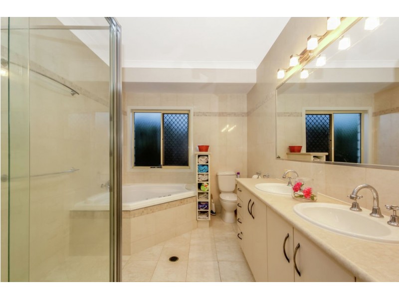 4 Brookfield Street, North Lakes QLD 4509