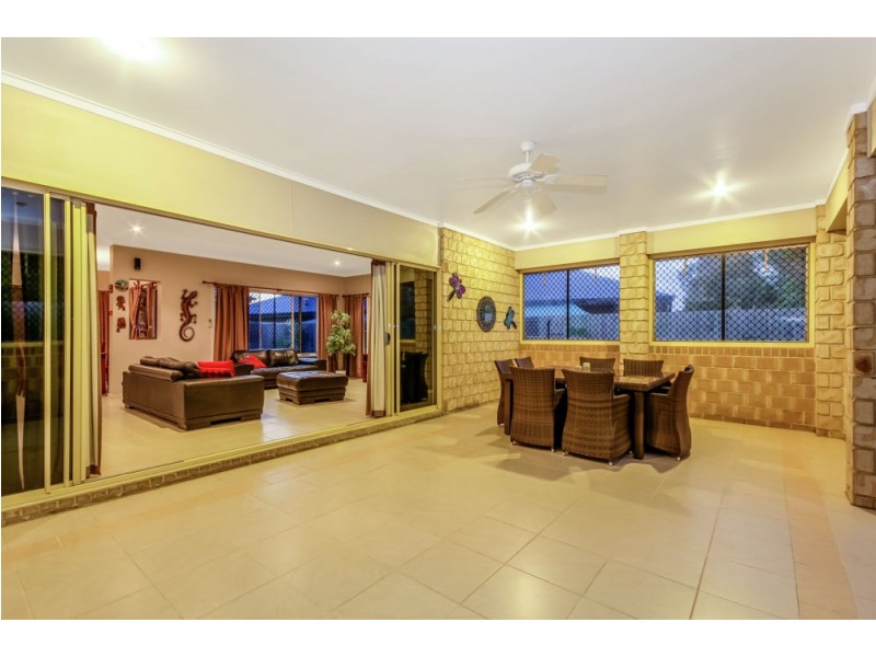 4 Brookfield Street, North Lakes QLD 4509