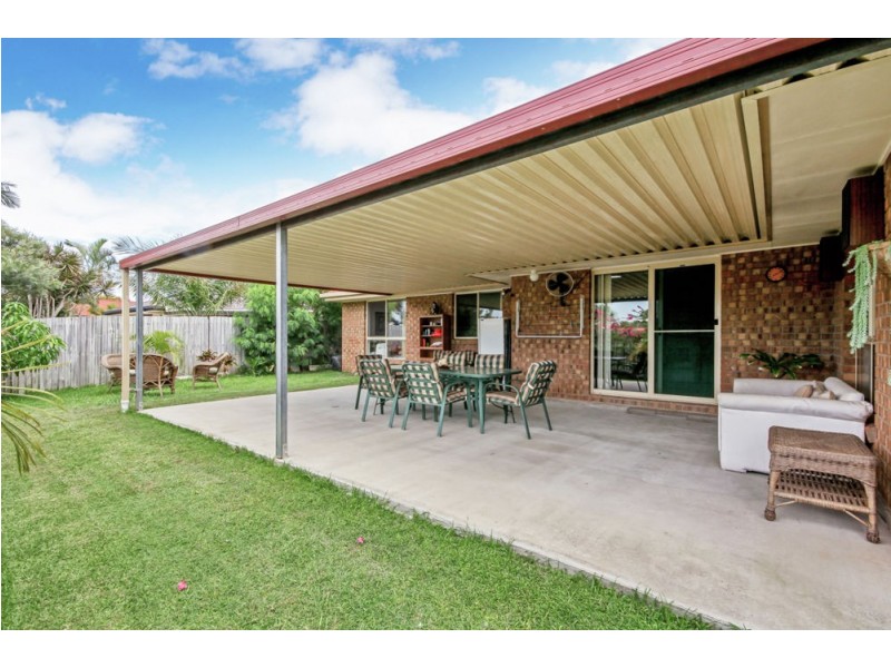 1 David Close, Redcliffe QLD 4020