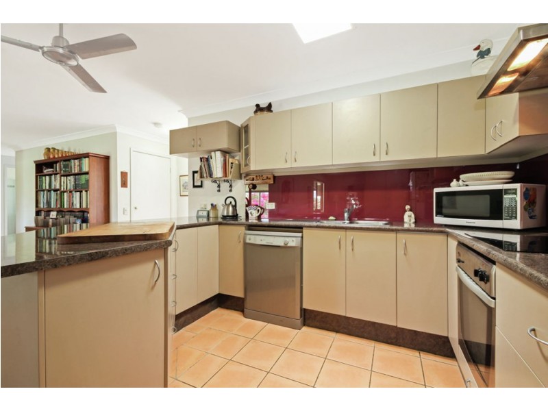 1 David Close, Redcliffe QLD 4020