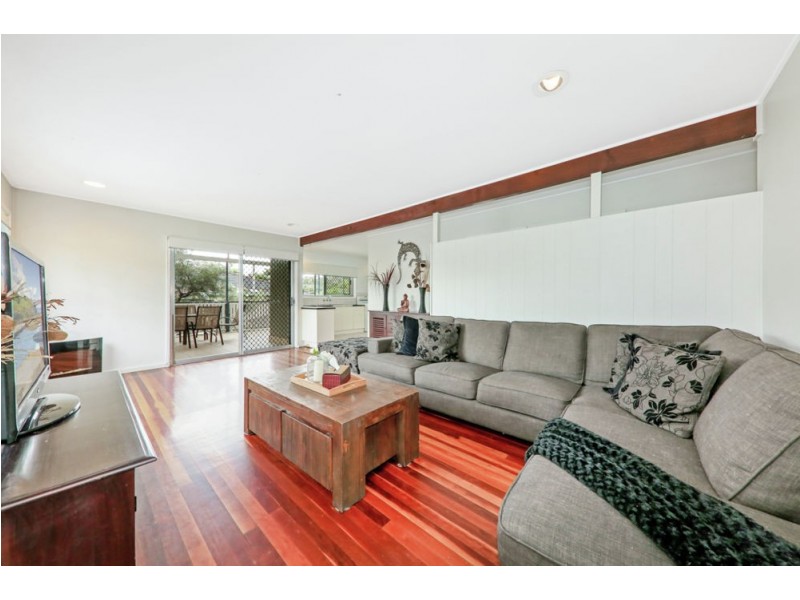 3 Dooloo Crescent, Ferny Hills QLD 4055