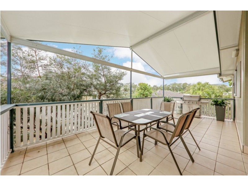 3 Dooloo Crescent, Ferny Hills QLD 4055