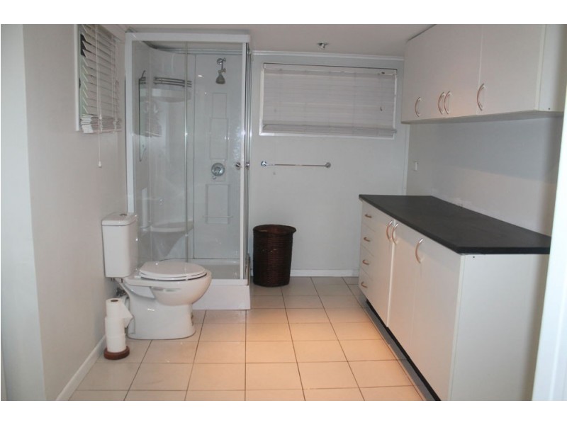 3 Dooloo Crescent, Ferny Hills QLD 4055