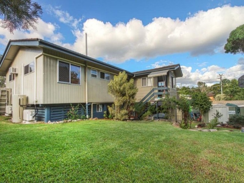 3 Dooloo Crescent, Ferny Hills QLD 4055