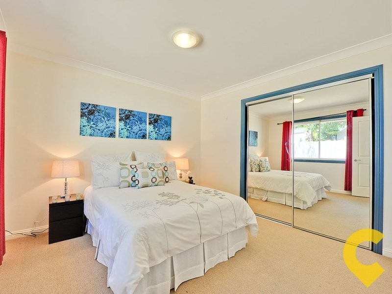 19 Water Street, Red Hill QLD 4059