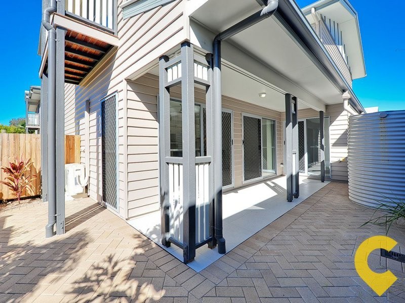 1-12 / 7 Young Street, Petrie QLD 4502