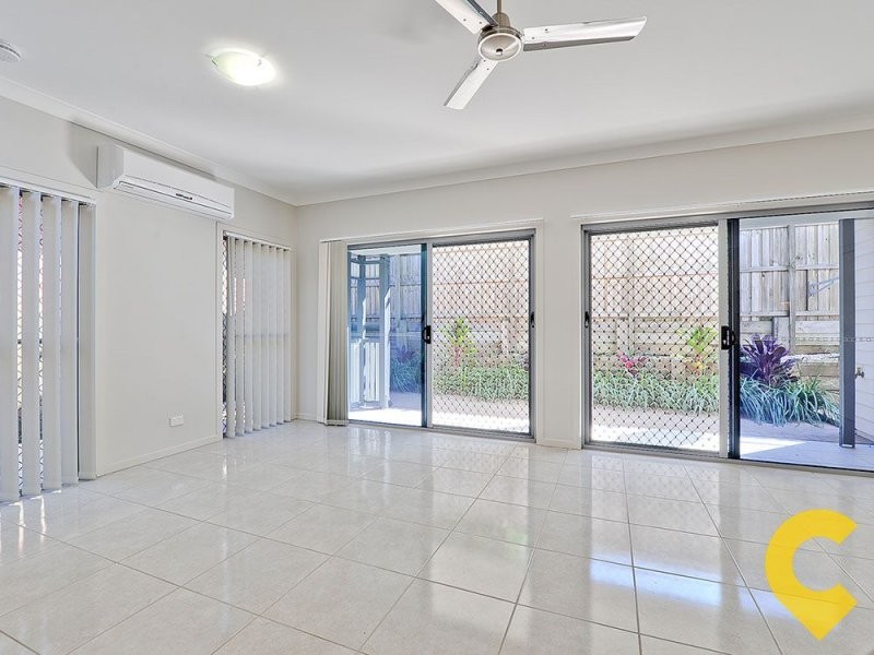 1-12 / 7 Young Street, Petrie QLD 4502