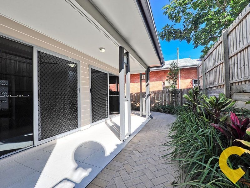 1-12 / 7 Young Street, Petrie QLD 4502