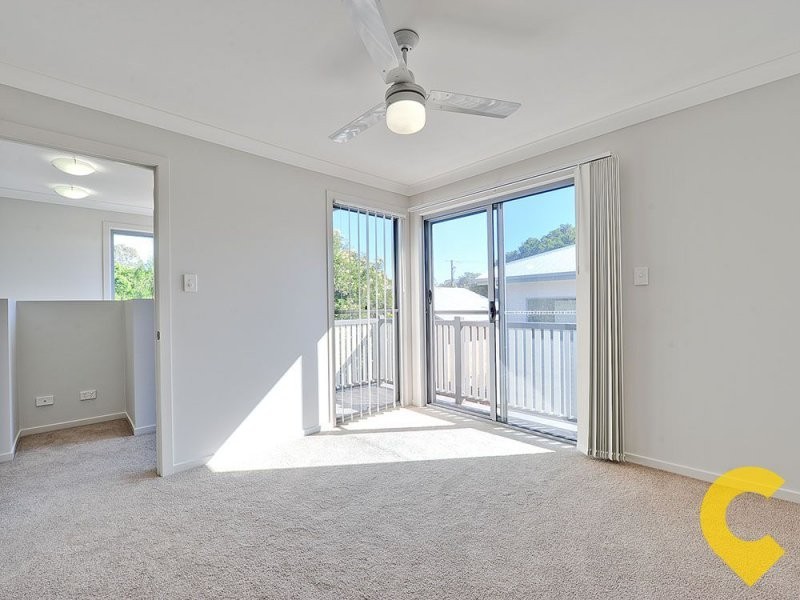 1-12 / 7 Young Street, Petrie QLD 4502