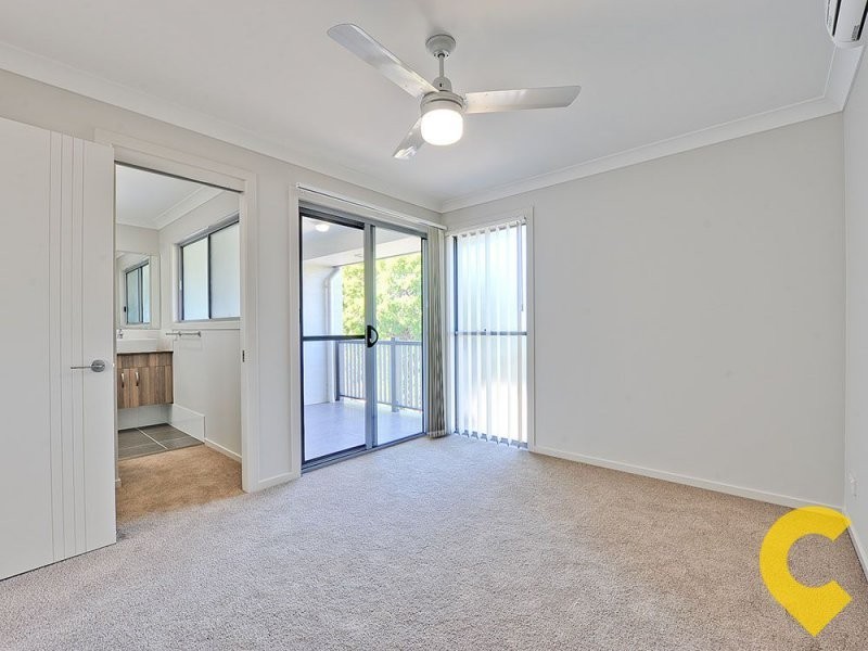 1-12 / 7 Young Street, Petrie QLD 4502