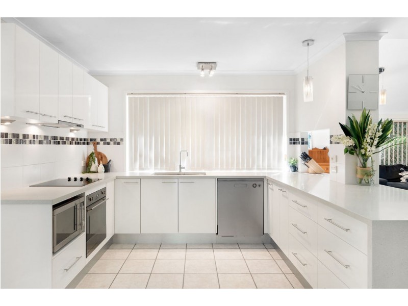 6 Belinda Close, The Gap QLD 4061