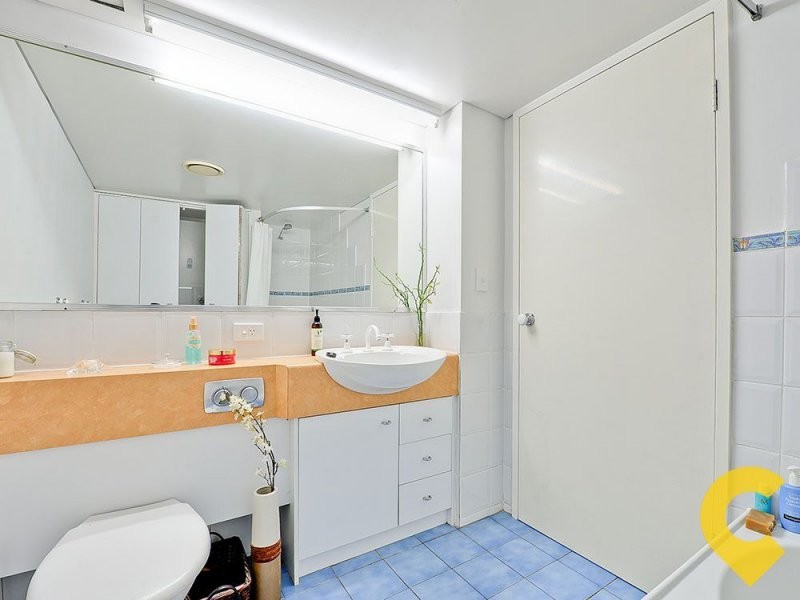 4/147 Hawthorne Road, Hawthorne QLD 4171
