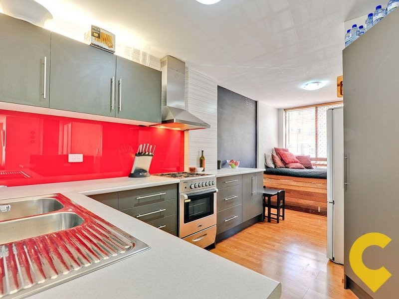 2/572 Boundary Street, Spring Hill QLD 4000