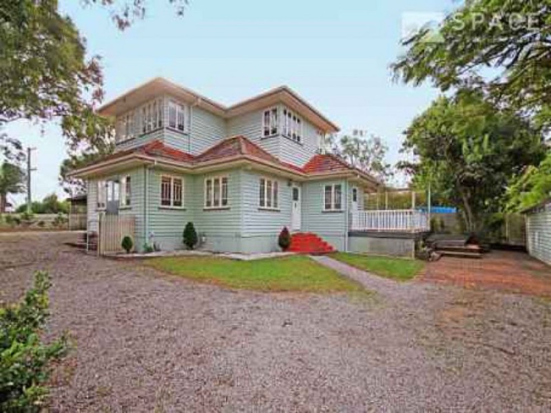 303 Banks Street, Ashgrove QLD 4060