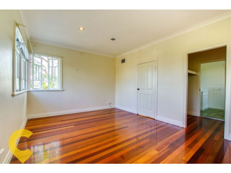 303 Banks Street, Ashgrove QLD 4060