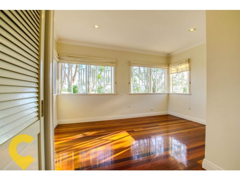 303 Banks Street, Ashgrove QLD 4060