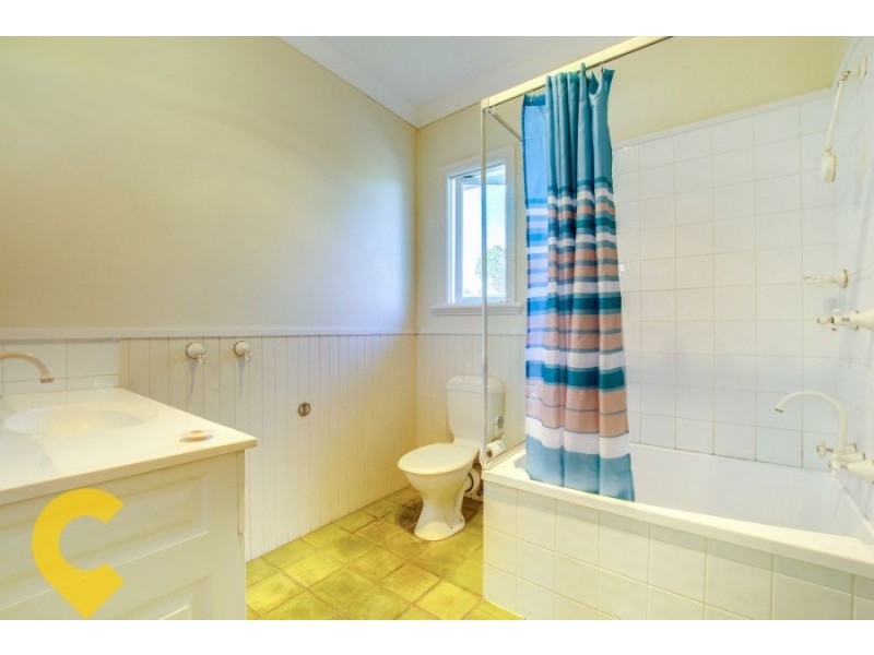 303 Banks Street, Ashgrove QLD 4060