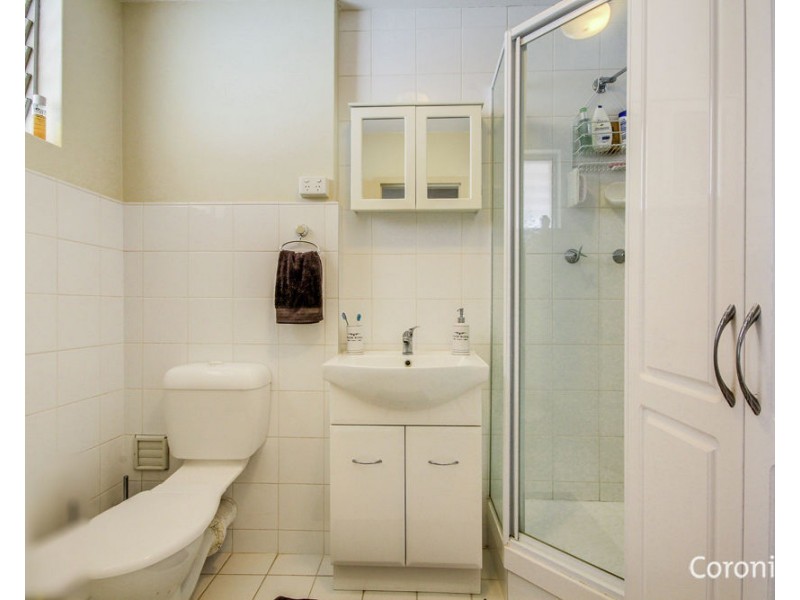 2/6 Parkhurst Ave, Herston QLD 4006