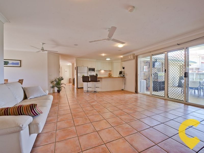 36 Hummingbird Crescent, Wishart QLD 4122