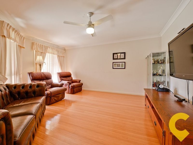 36 Hummingbird Crescent, Wishart QLD 4122