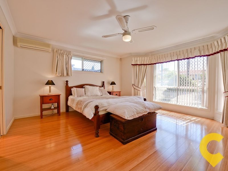 36 Hummingbird Crescent, Wishart QLD 4122