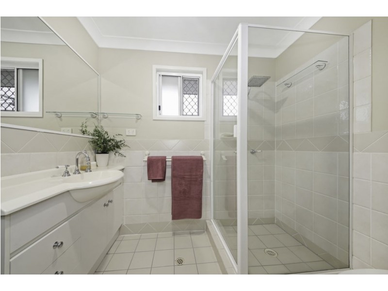 2/31 Cadell Street, Toowong QLD 4066