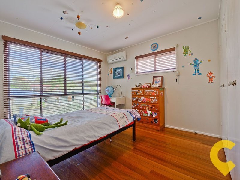 21 Coolmunda Street, Mansfield QLD 4122