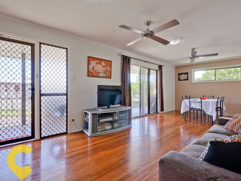 45 Valentia Street, Mansfield QLD 4122