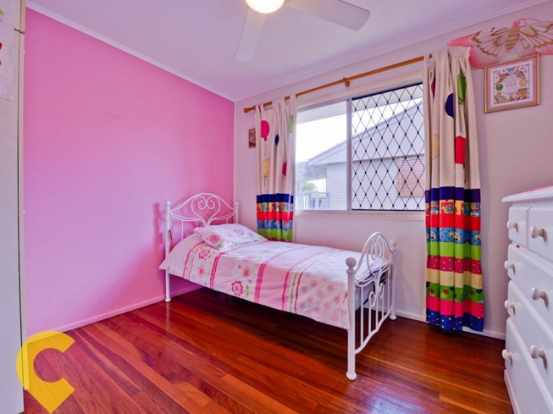 45 Valentia Street, Mansfield QLD 4122