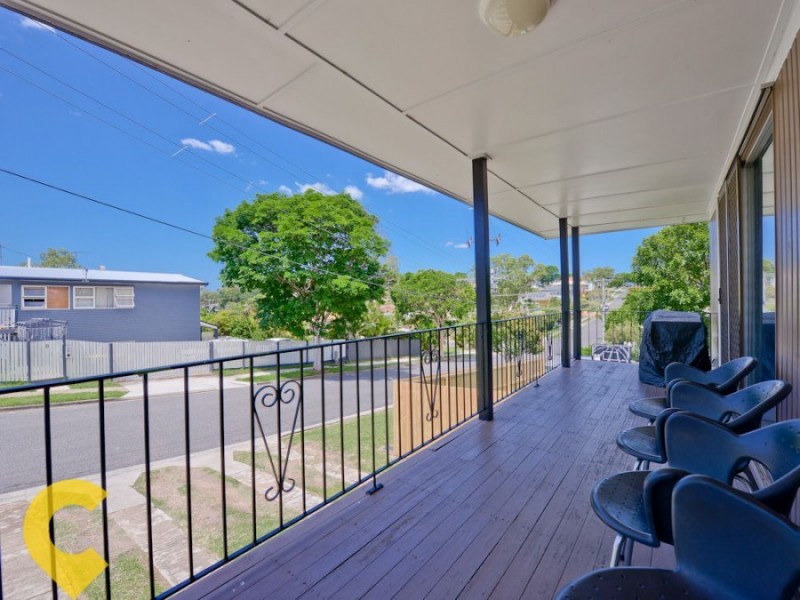 45 Valentia Street, Mansfield QLD 4122