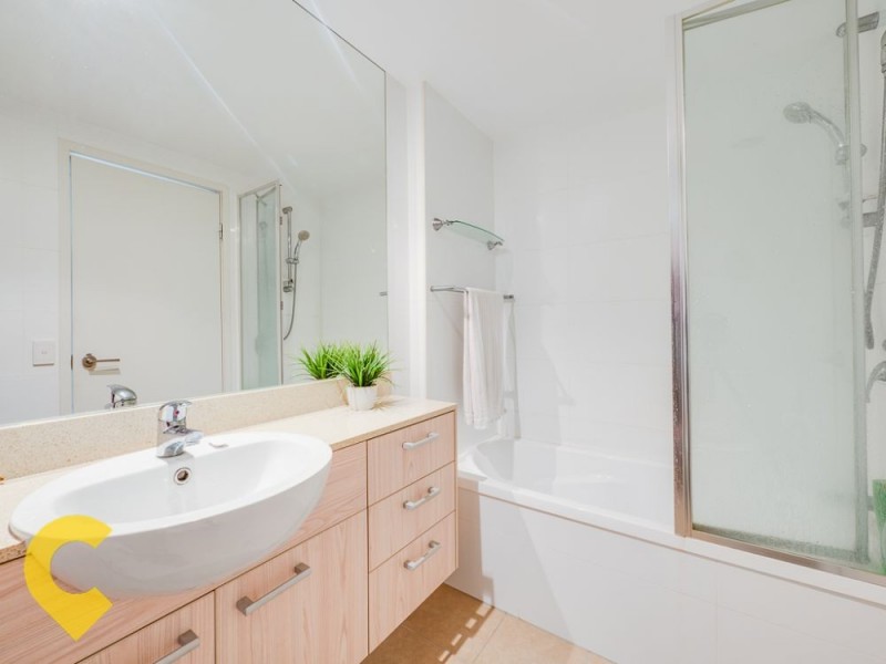 353/51 Hope Street, Spring Hill QLD 4000