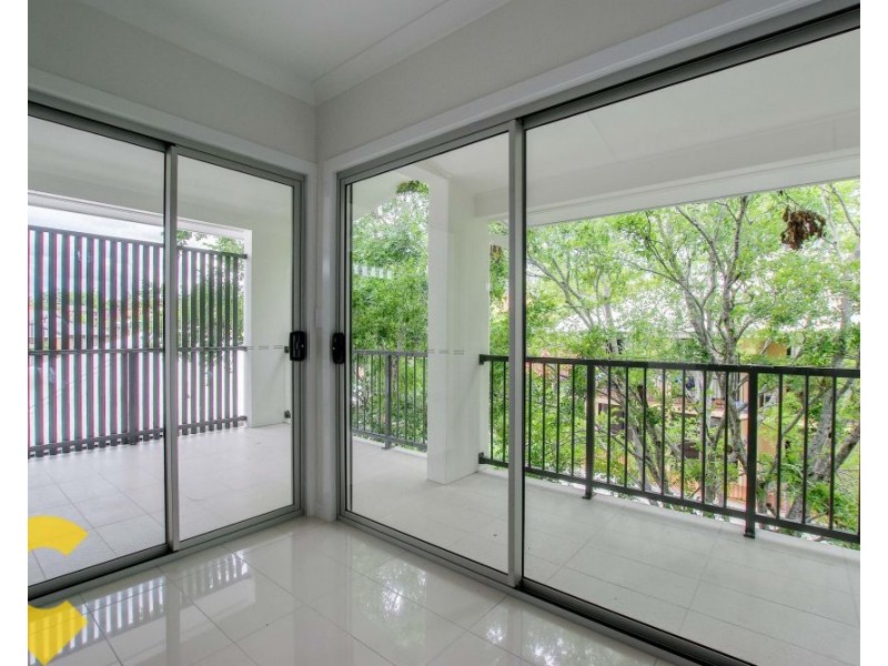 9/63 Sisley Street, St Lucia QLD 4067