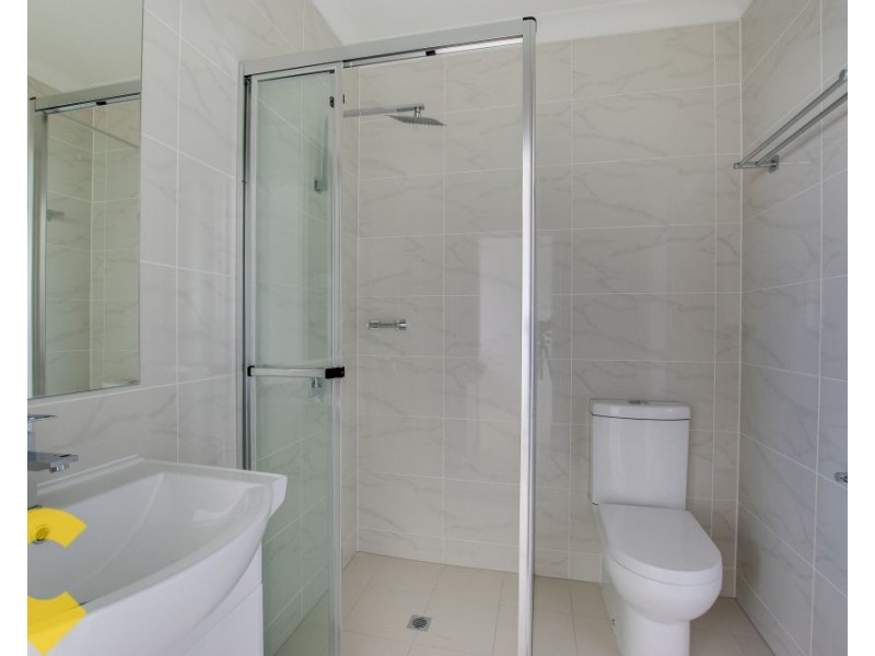 9/63 Sisley Street, St Lucia QLD 4067