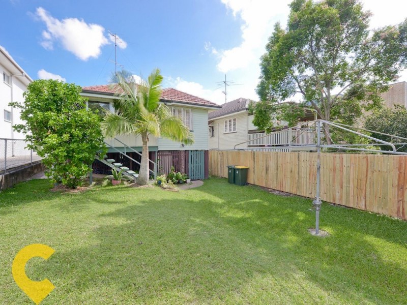 25 Fosbery Street, Windsor QLD 4030