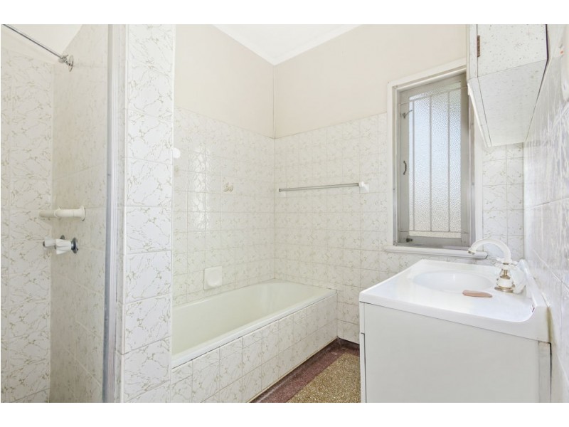 24 Railway Street, Alderley QLD 4051