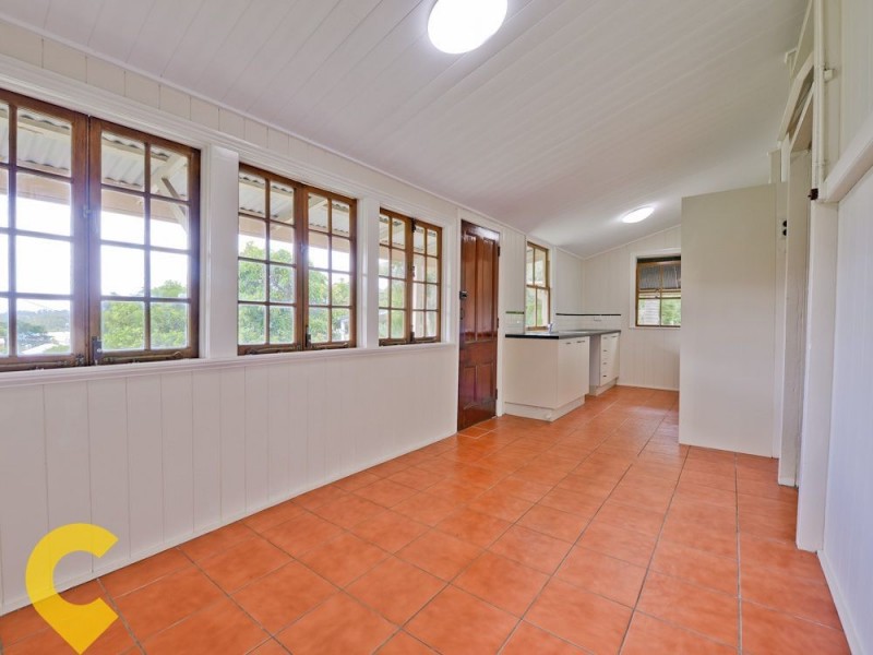 21 Sixth Avenue, Windsor QLD 4030