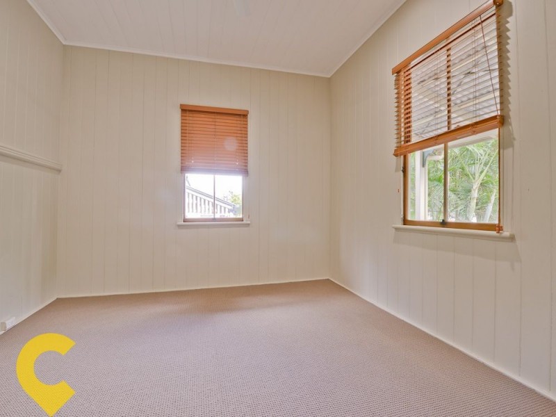 21 Sixth Avenue, Windsor QLD 4030